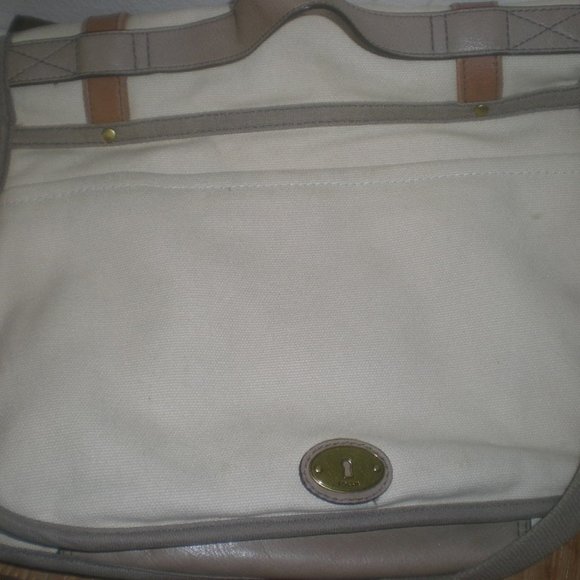 FOSSIL Brand  Computer Electronics  Book  Bag Messenger  Tan - Picture 10 of 11